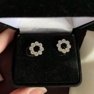 Kate Spade Silver Stud Earrings ♠️